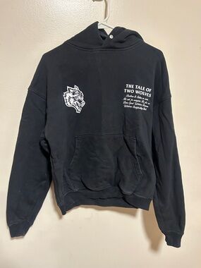 DarcSport Hoodie Tale of Two Wolves